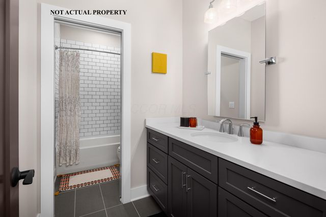 2853 Katmai Drive, Columbus, OH 43228