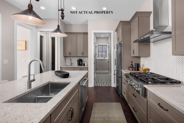 2853 Katmai Drive, Columbus, OH 43228