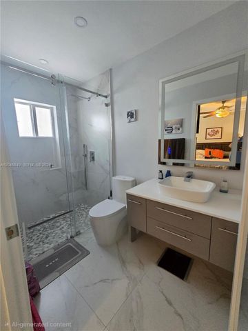 2727 W 70th St, Hialeah, FL 33016