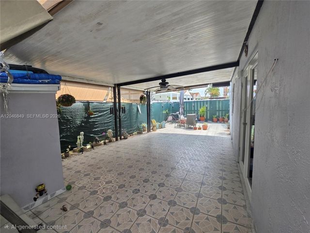 2727 W 70th St, Hialeah, FL 33016