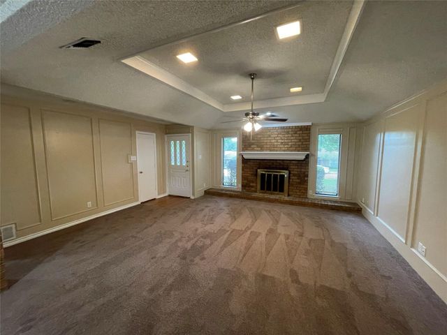 407 Hillcroft Circle, Duncanville, TX 75137