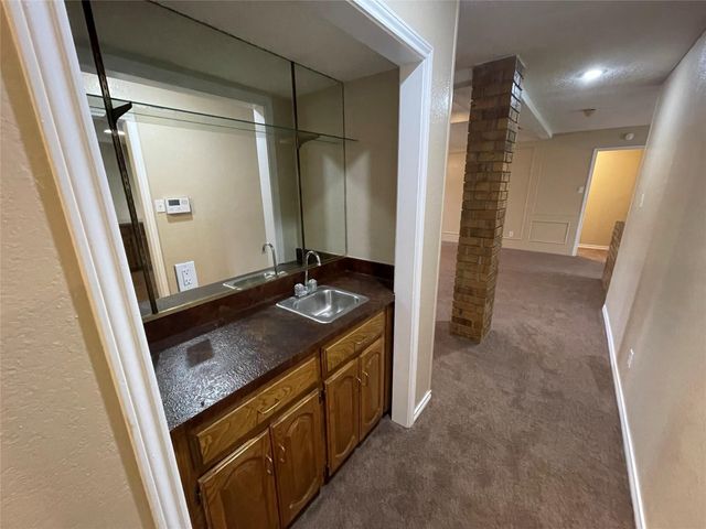 407 Hillcroft Circle, Duncanville, TX 75137