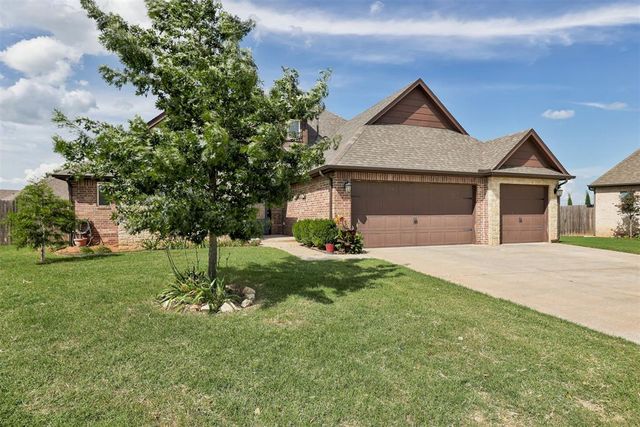 3903 Catalina Court, Norman, OK 73072