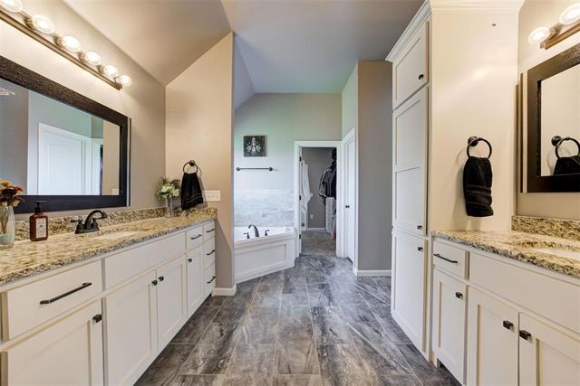3903 Catalina Court, Norman, OK 73072