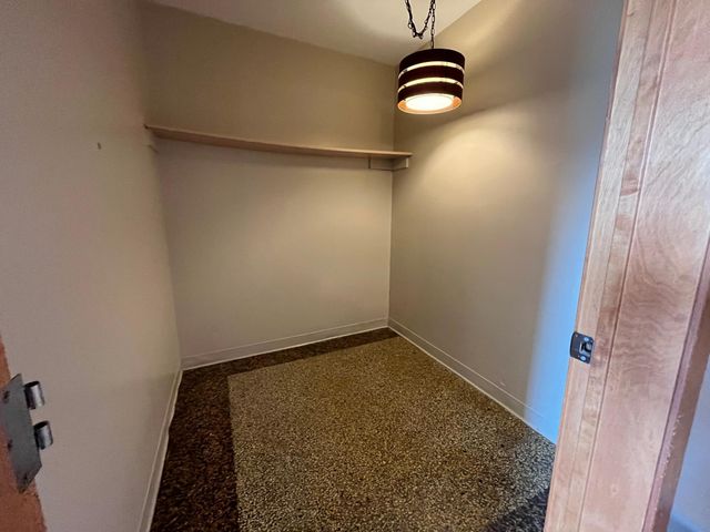 488 Wabasha Street N 305, Saint Paul, MN 55102