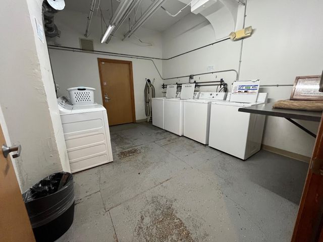 488 Wabasha Street N 305, Saint Paul, MN 55102