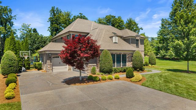 1801 Ivy Crest Dr, Brentwood, TN 37027