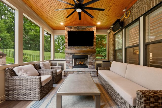 1801 Ivy Crest Dr, Brentwood, TN 37027