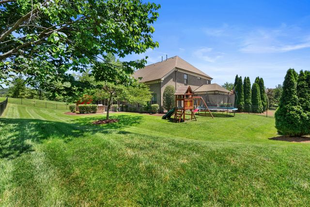 1801 Ivy Crest Dr, Brentwood, TN 37027