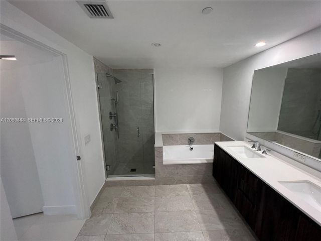 488 NE 18th Street 3000, Miami, FL 33132