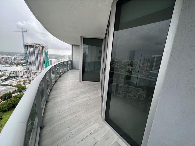 488 NE 18th Street 3000, Miami, FL 33132