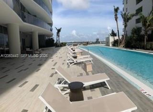 488 NE 18th Street 3000, Miami, FL 33132
