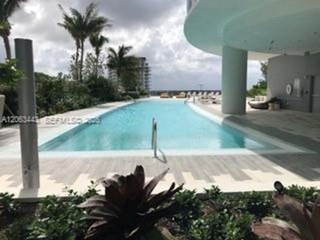 488 NE 18th Street 3000, Miami, FL 33132