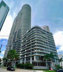 488 NE 18th Street 3000, Miami, FL 33132