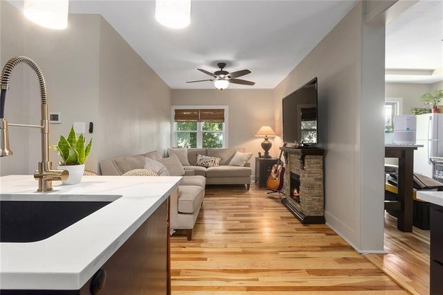 528 N White Avenue, Kansas City, MO 64123
