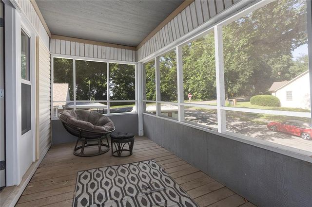 528 N White Avenue, Kansas City, MO 64123