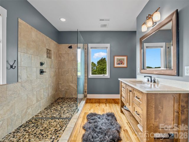 197 Arlys Lane, Tryon, NC 28782