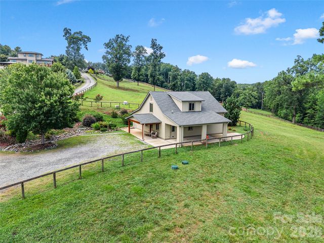 197 Arlys Lane, Tryon, NC 28782