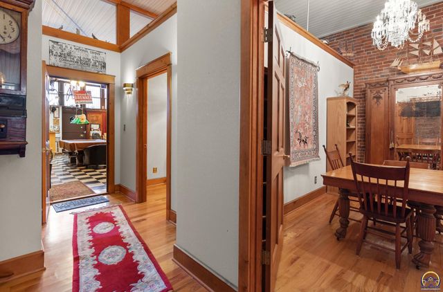 110 W 5th ST, Holton, KS 66436