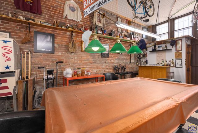 110 W 5th ST, Holton, KS 66436