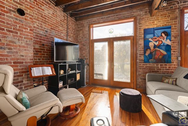 110 W 5th ST, Holton, KS 66436