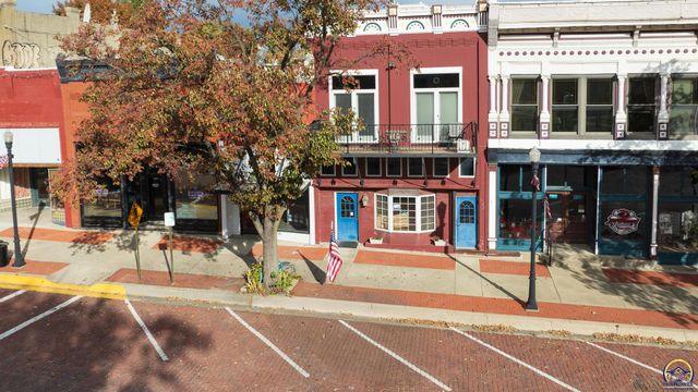 110 W 5th ST, Holton, KS 66436