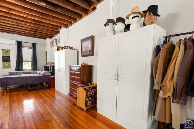 110 W 5th ST, Holton, KS 66436