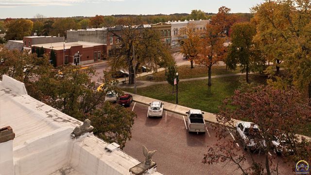 110 W 5th ST, Holton, KS 66436