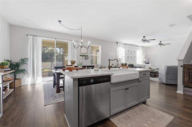 2374 KENNINGTON COVE, Deland, FL 32724