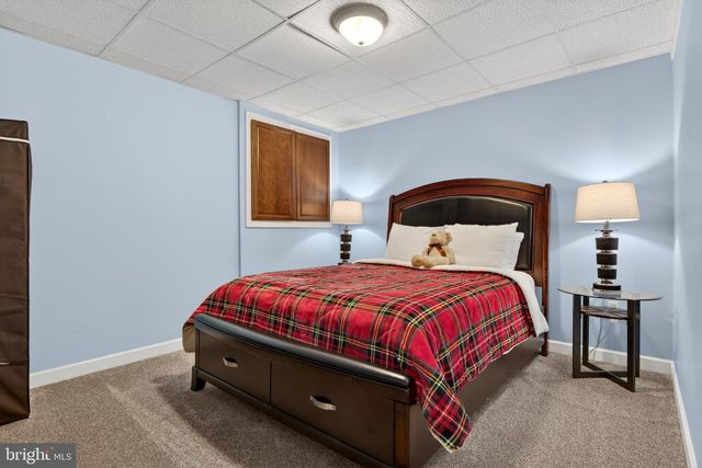 381 BENYOU LN, New Cumberland, PA 17070