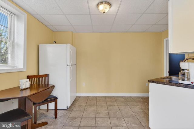381 BENYOU LN, New Cumberland, PA 17070