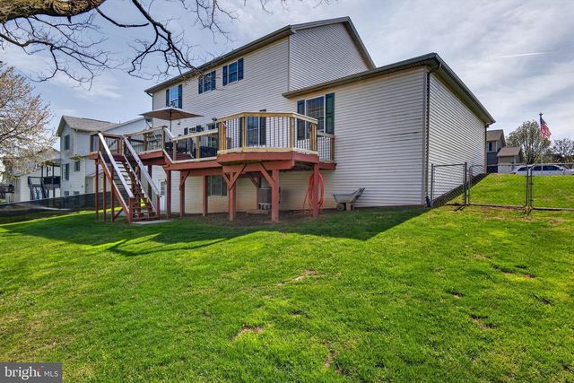 381 BENYOU LN, New Cumberland, PA 17070