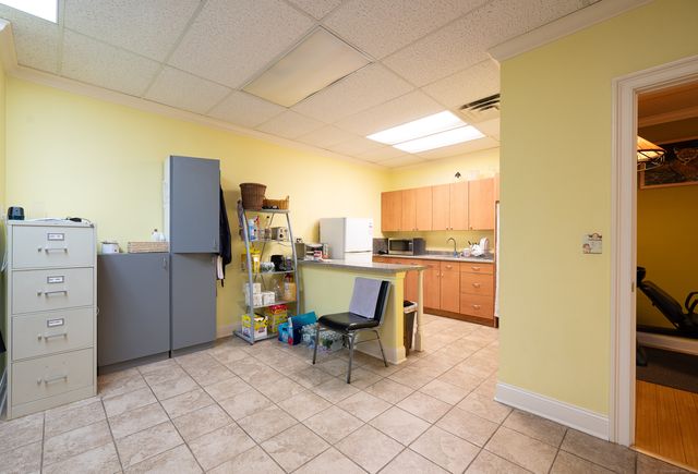246 Federal Road C15, Brookfield, CT 06804