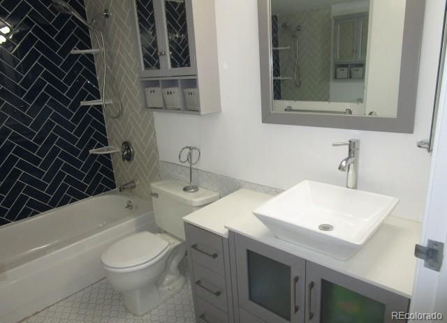 13800 E Marina Drive 101, Aurora, CO 80014