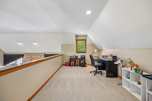8310 Dublin Road, Powell, OH 43065