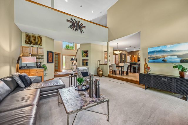 8310 Dublin Road, Powell, OH 43065