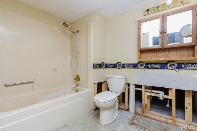 2677 Eisenbath Road, O'fallon, MO 63366