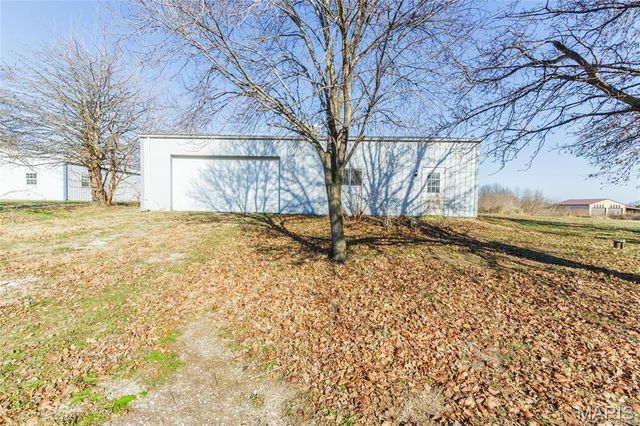 2677 Eisenbath Road, O'fallon, MO 63366