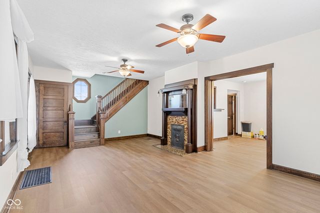 2115 Irwin Drive, Columbus, IN 47201