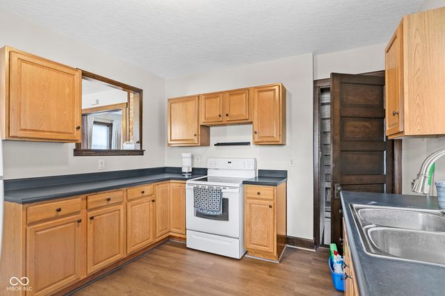 2115 Irwin Drive, Columbus, IN 47201