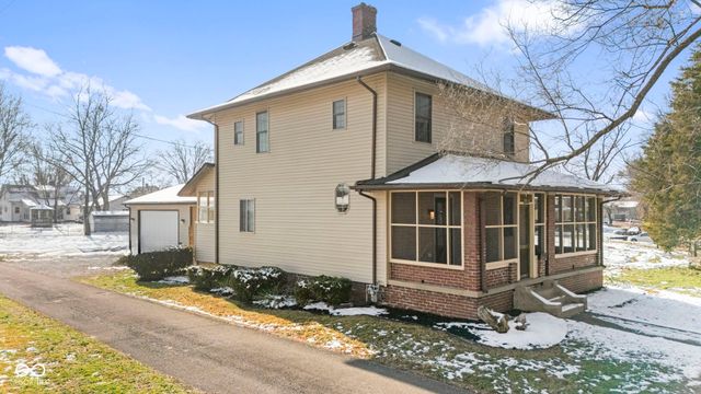 2115 Irwin Drive, Columbus, IN 47201