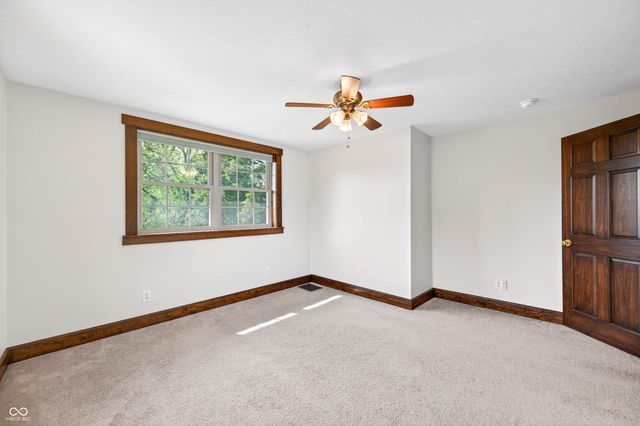 2115 Irwin Drive, Columbus, IN 47201