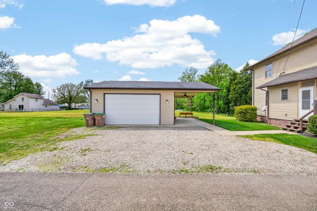2115 Irwin Drive, Columbus, IN 47201