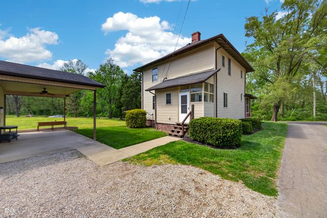 2115 Irwin Drive, Columbus, IN 47201