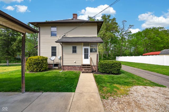 2115 Irwin Drive, Columbus, IN 47201