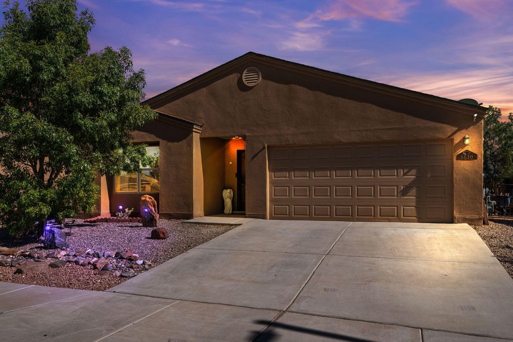 1610 CAMINO RUSTICA SW, Los Lunas, NM 87031