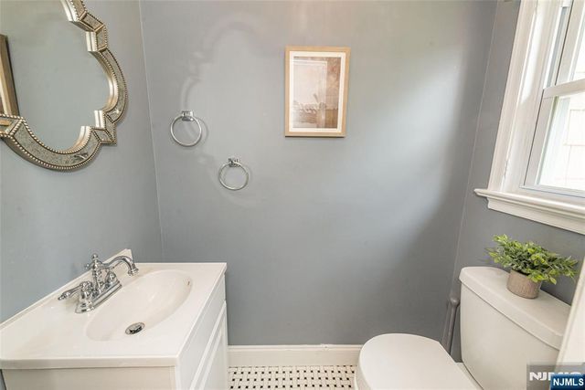 19 Essex Road, Essex Fells, NJ 07021