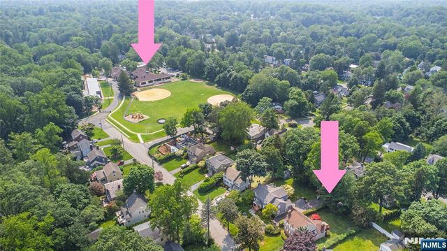 19 Essex Road, Essex Fells, NJ 07021