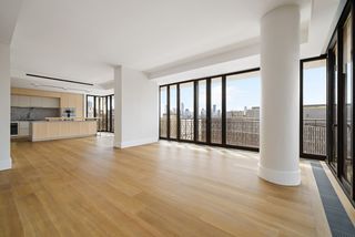 100 Vandam St # 10A, New York City, NY 10013