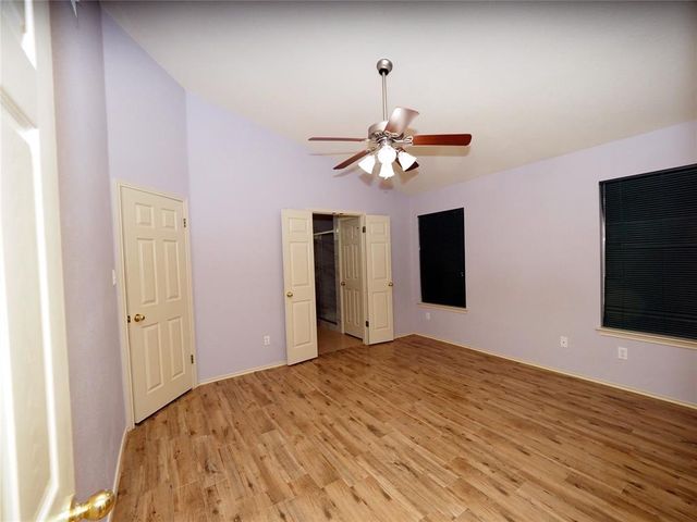 1161 Kentra DR W, Pflugerville, TX 78660